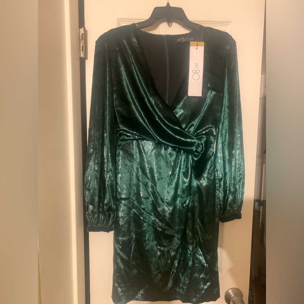 COPY - Patbo velvet fitted midi dress